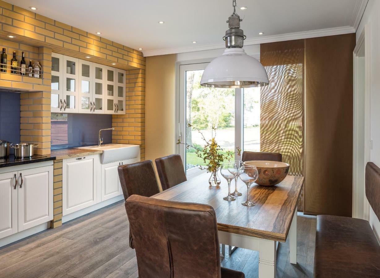 Villa Lotsenhaeuser Ruegen - Luxus Ferienhaus - 3 Schlafzimmer - Sauna - Dachterrasse Mit Boddenblick ブレーゲ エクステリア 写真
